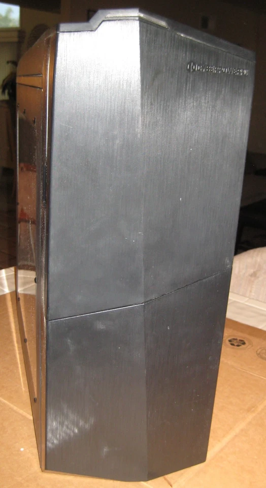 CyberPower C Series Gaming Computer Case ET8000-17750 - Image 2 of 4