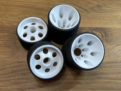 SJT Rubber 1/12 Pan Car Reifen