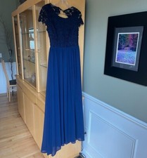 Lulu's Navy Blue Lace Maxi Dress  Prom Formal Gown  Open Back Floral  Small