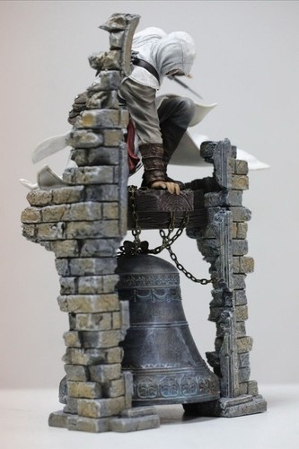 Macfarlane UBISOFT Edwardian Assassin's Creed 4 Altair clock tower model - Picture 5 of 9