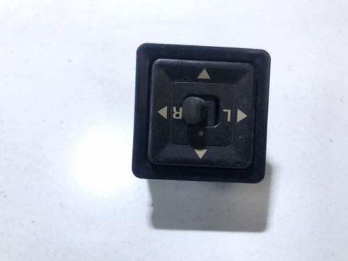Mitsubishi Galant 1997 Wing mirror control switch (Exterior Mirror #639447-08
