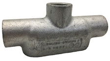 TB27 CROUSE HINDS MALLEABLE IRON CONDUIT BODY 3/4 INCH HUBS TYPE TB FORM 7