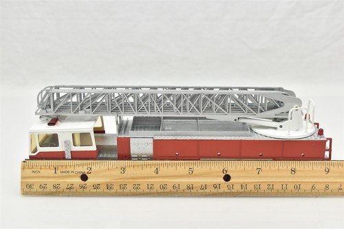 Conrad Aerial Ladder Fire Truck Emergency One 5504 Scale 1:50 West Germany - Picture 10 of 11