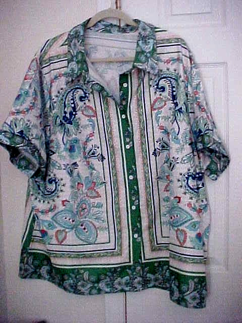 SHEIN Curve Size 4XL Green Multi Print Blouse100% Polyester