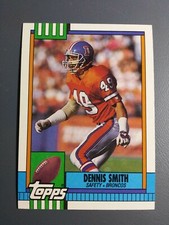 DENNIS SMITH 1990 TOPPS FOOTBALL Card # 36 C1928