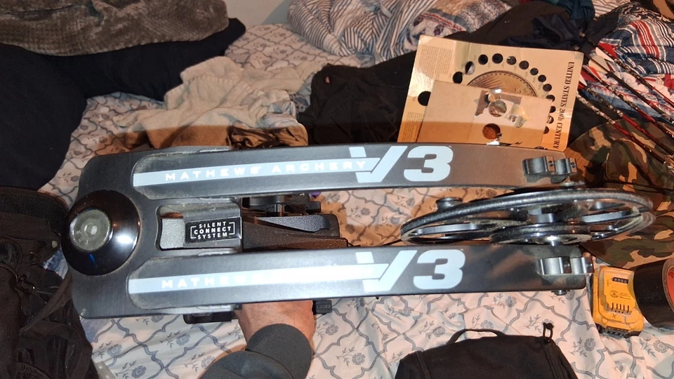 Блочный лук Mathews V3 27 для правой руки с полной загрузкой - Изображение 2 из 4