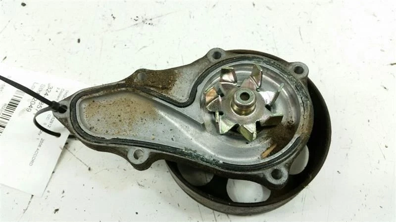 Водяной насос охлаждающей жидкости Honda Element 2,4 л 4 цилиндра подходит для оригинального производителя 2003-2011 годов выпуска - Изображение 3 из 4