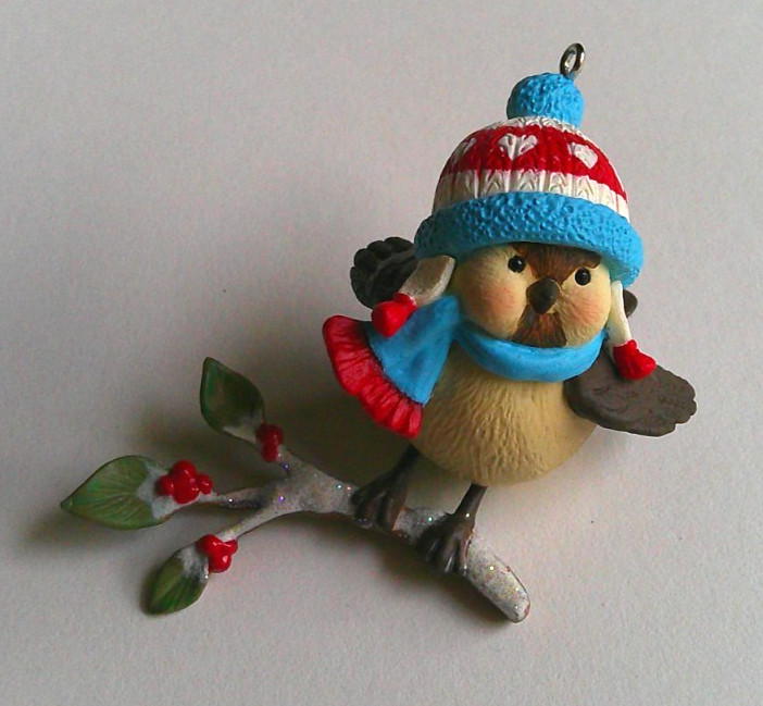 Bird with scarf and cap Cozy Critters 2023 Hallmark Christmas ornament & box