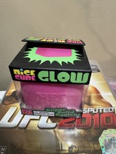 Needoh Nice Cube Glow Pink