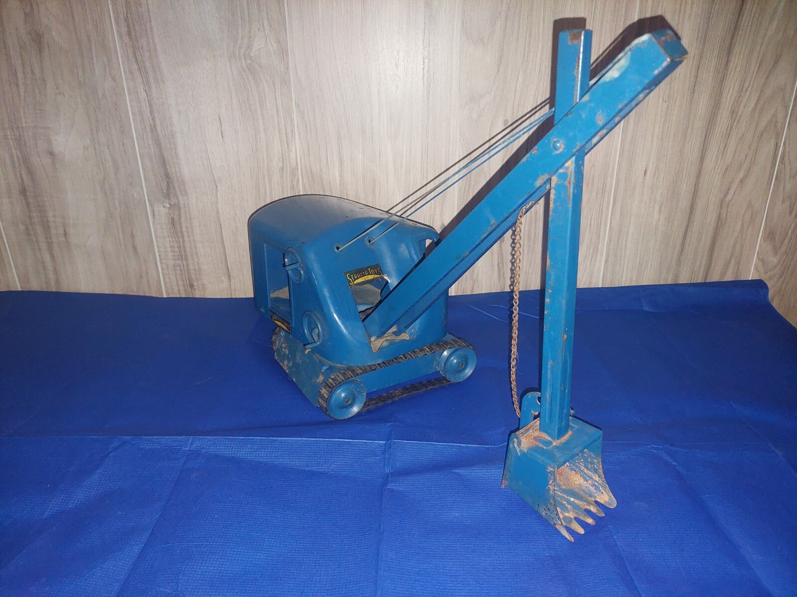 Vintage STRUCTO TOYS Steam Shovel Construction Equipment Pressed Steel