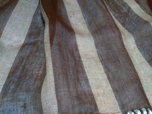 THROWS WITH MATCHING SQUARE PILLOW SHAMS PLUM AND TAUPE LINEN BLEND BEAUTIFUL. - Picture 2 of 6