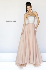 SHERRI HILL EMBELLISHED BODICE STRAPLESS CHIFFON NUDE GOWN DRESS sz 2