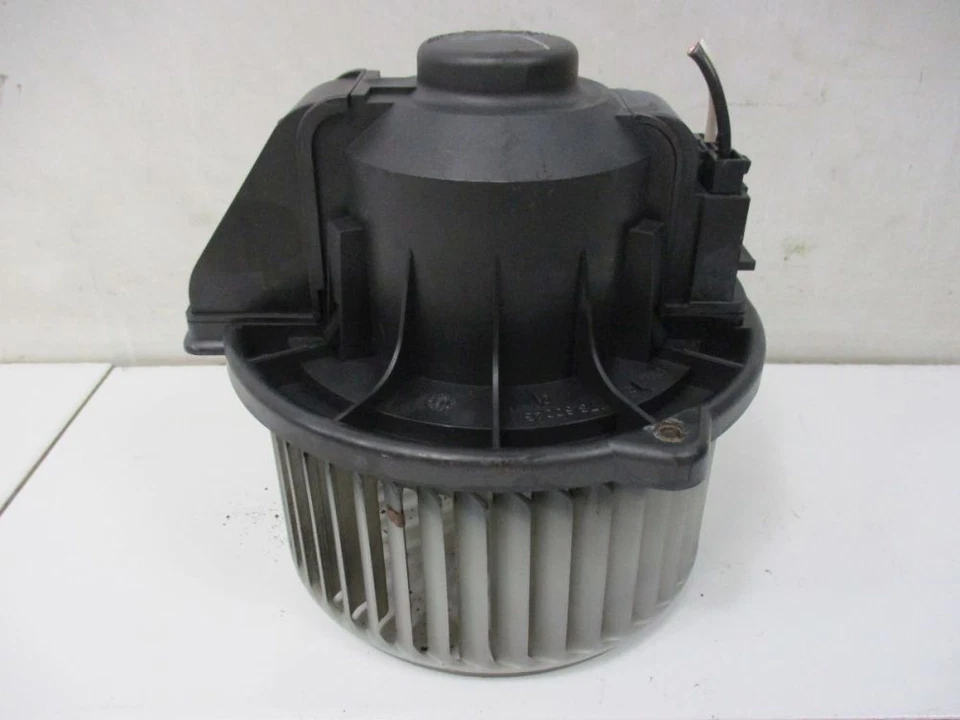 Blower Motor Rhd Right - Hand Drive Fits for Land Rover Range Sport (Ls) 2.7 - Image 3 of 4