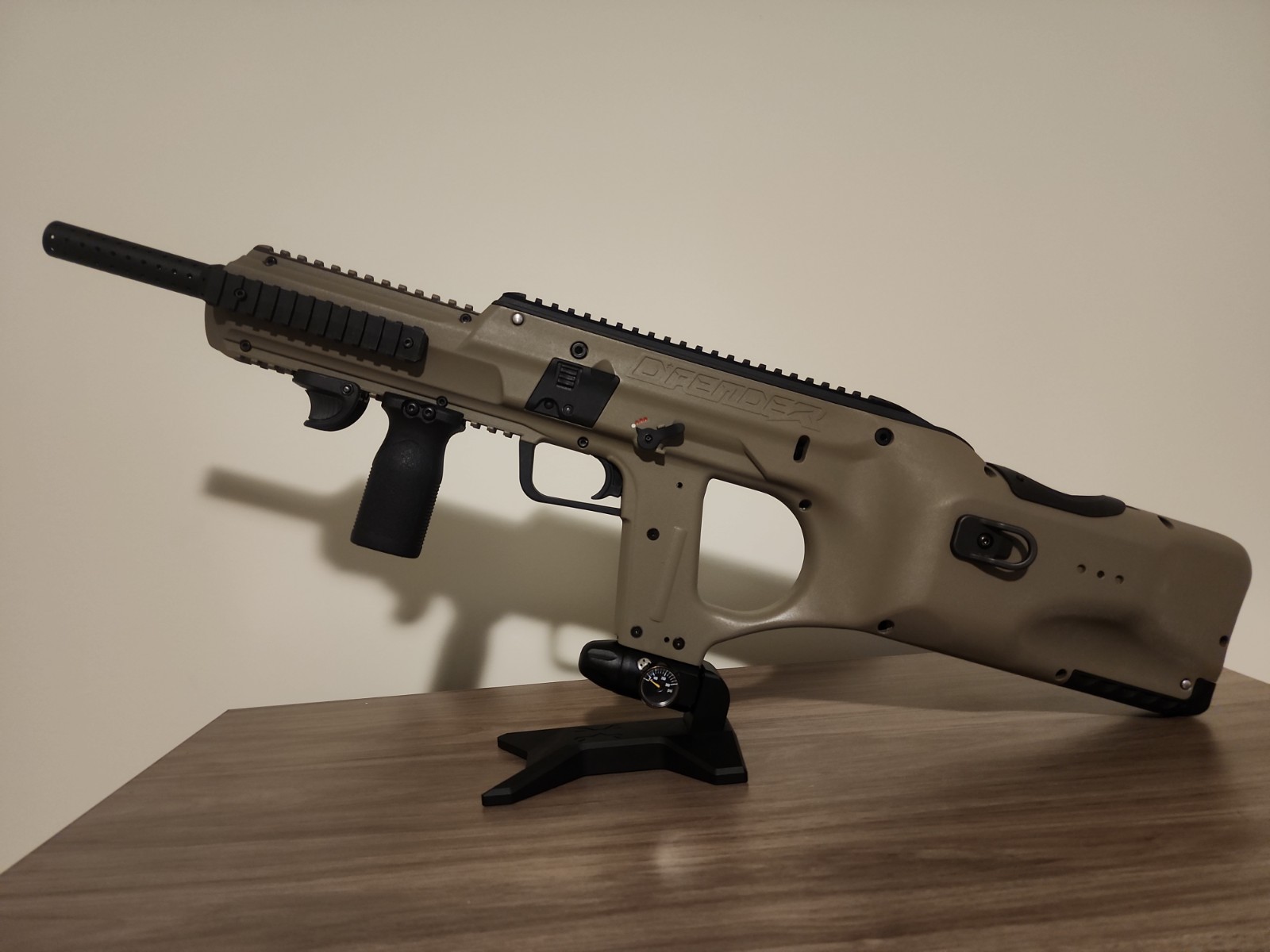 Empire Dfender Paintball Marker