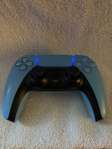 Sony PlayStation DualSense Wireless Controller für PS5 - Starlight Blue - Lesen
