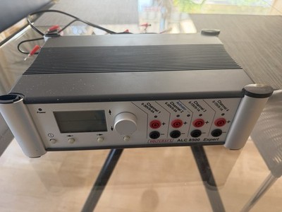 Voltcraft ALC 8500 Akkuladestation Expert