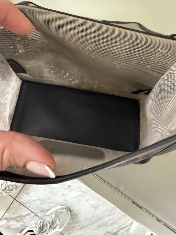 FENDI KAN F SHOULDER BAG ZUCCA MESH SMALL IN GREAT CONDITION HARDWARE COVER GOLD - Image 2 of 4