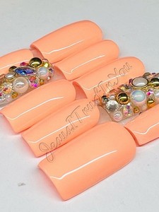 PRECIOUS - REGULAR  SQUARE- HARD GEL PRESS ON NAILS 💅