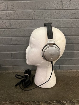 SONY MDR-V300 Monitor Series Stereo Headphones Silver Black