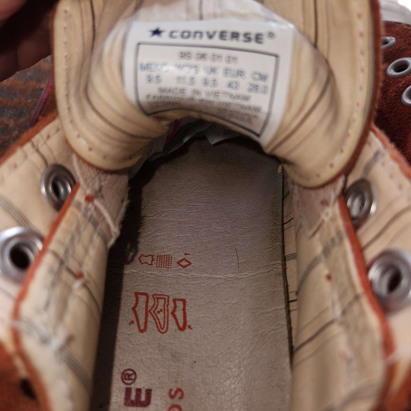 Converse Chuck Taylor Orange Suede Slip On Sneakers Mens 9.5 Womens 11.5 thumbnail 7