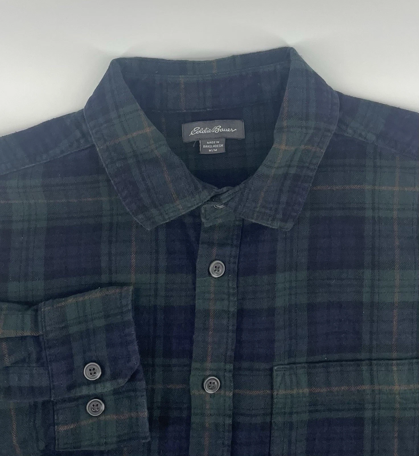 Eddie Bauer Shirt Mens Medium Green Plaid Flannel Button Up Long Sleeve Casual
Opens in a new window