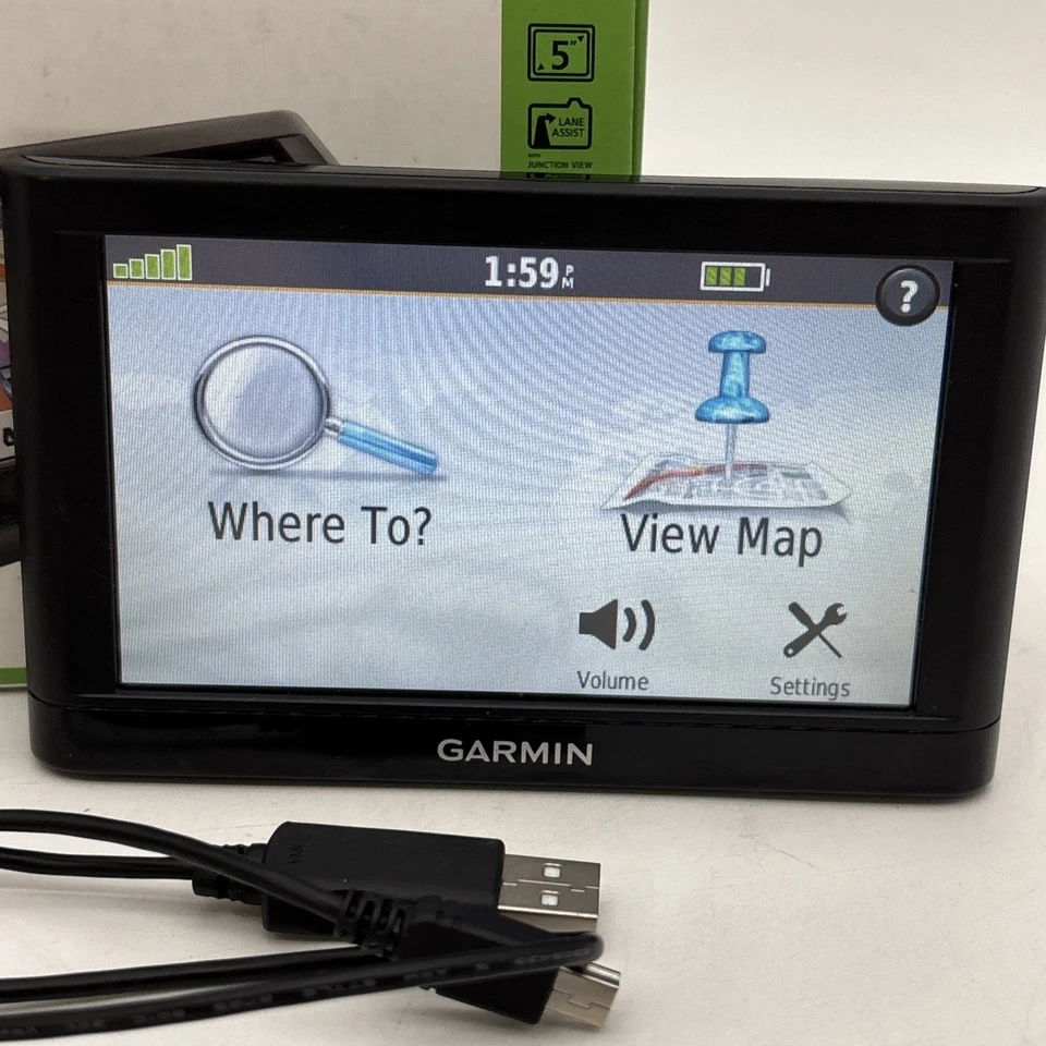Garmin nuvi 52LM GPS Navigation Bundle 5" Touchscreen Unit With Suction Mount - Image 2 of 4