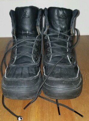 NIKE Big Kids Woodside 2 Black Waterproof High Boots in Size 4 Youth EUC!!!