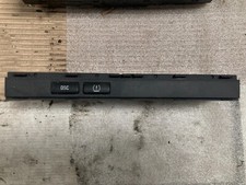 561707_8