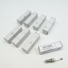 8x original Ferrari 488 GTC4 LussoT CaliforniaT Roma Zündkerzen 8x Spark Plug