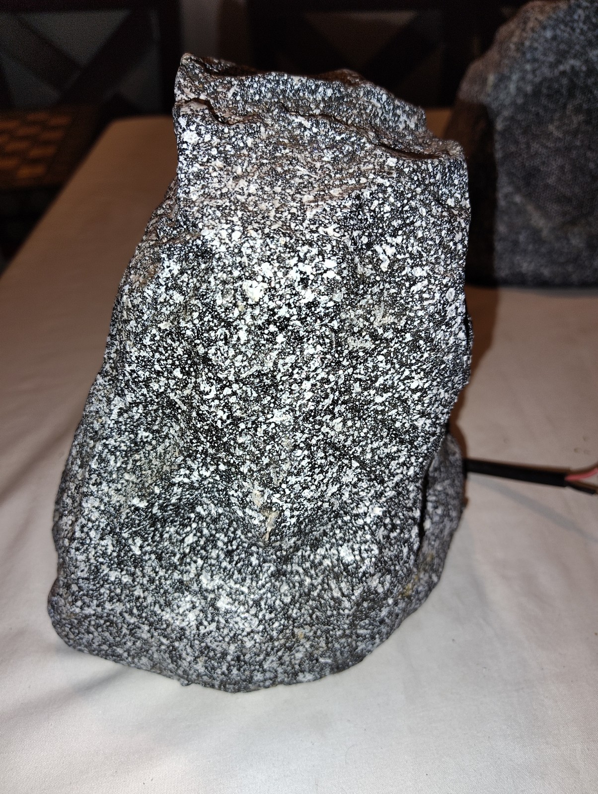 Theater Solutions Outdoor Granite Rock 2 Speaker Set Yard Spa 7 1/2" Tall