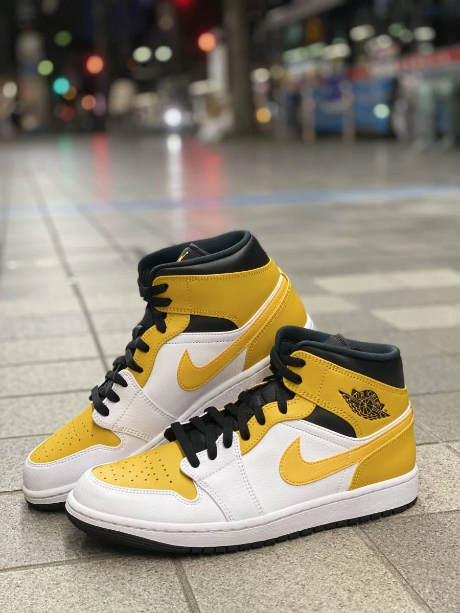 NIKE Uomo 11.0US Us11 Air Jordan1 Mid Cut University Modello Oro Nba