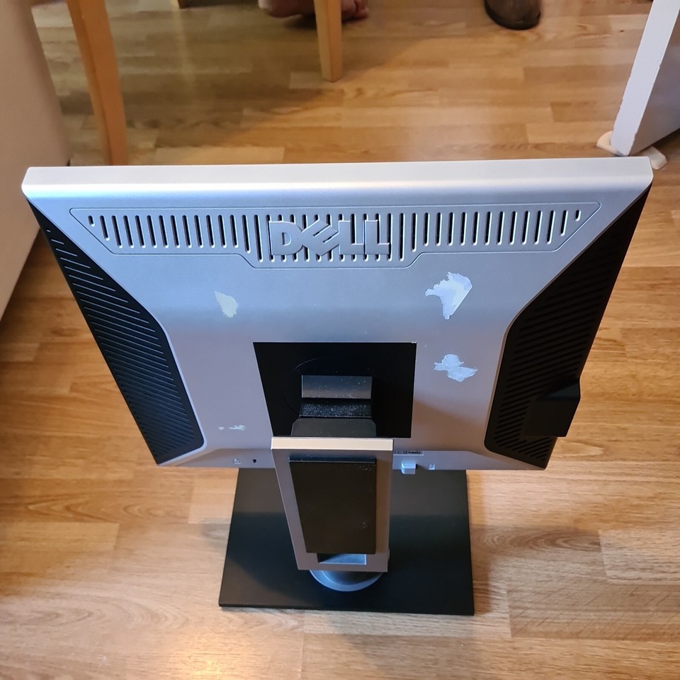 Dell 1907FPt 19 Inch LCD Monitor + Cables eBay