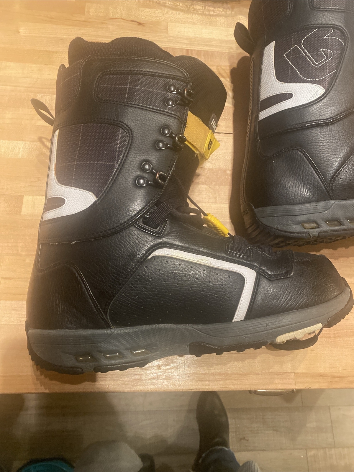 Burton Hail Imprint 3 Black Snowboard Boots Size 9 Men’s * Good