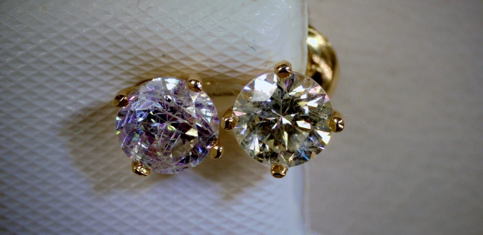 NEW 1/2CTW PAIR NATURAL ROUND DIAMOND SOLITAIRE STUD EARRINGS 14K Y/GOLD Foto 3 de 4