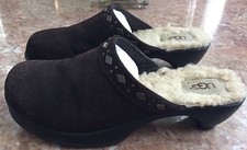 UGG AUSTRALIA WOMEN'S BROWN STUDDED SUEDE SHEARLING CLOGS S/N 5546 SIZE 7