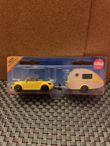 Siku 1629 VW Beetle Cabrio with Teardrop Caravan Die-Cast Small 1:55 Scale - Picture 1 of 4