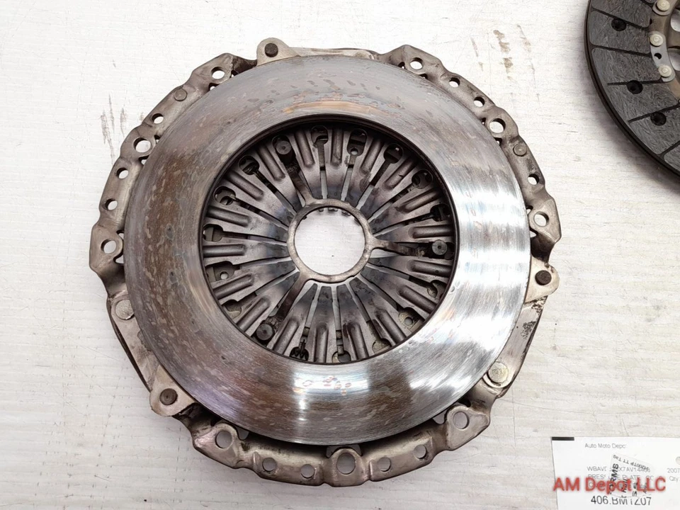 2007 BMW 335i 335xi N54 E90 E92 MT 6 Spd Gearbox Clutch Pressure Plate 240mm  - Image 2 of 4