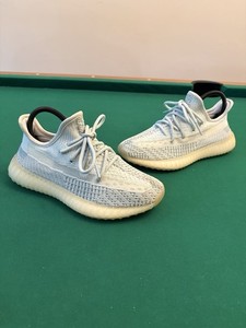 yeezy 350 grey and pink