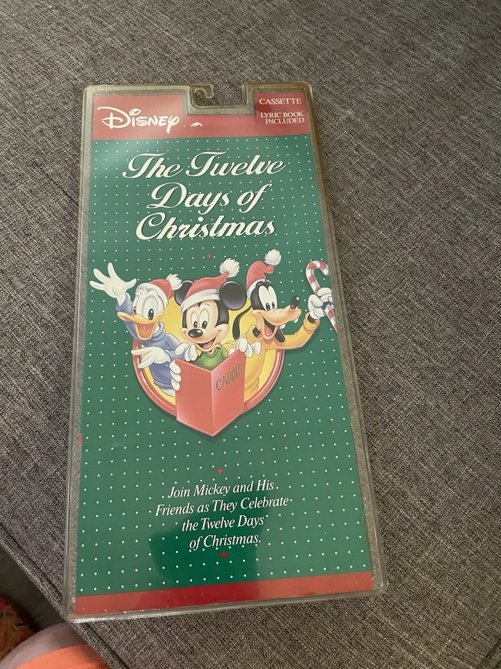 Vintage 90’ Disney The Twelve Days of Christmas Audio Cassette w Lyric Book NEW - Image 2 of 4