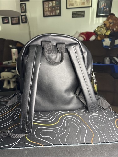 Defy Gravity Wicked The Movie 2024, Faux Leather Mini Backpack NWT Elphaba - Picture 3 of 4