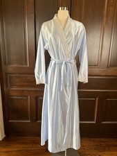 Heather Collection Women's Long Sleeve Robe Size S Lace Trim Light Blue USA Made