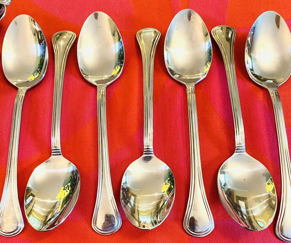 Gibson SOUTH BAY Contorno Borde Líneas Verticales Brillante 26- Cucharas Tenedores Lote Foto 3 de 4