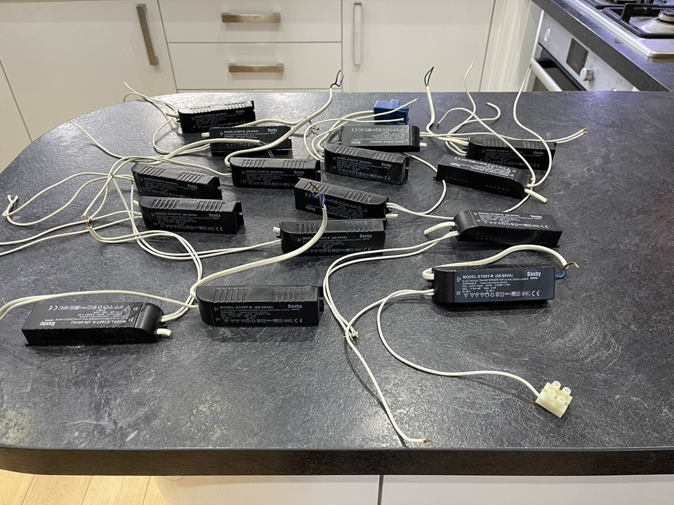 Saxby ET60R 12V Lighting Transformer 20W60W Dimmable for LVHalogen