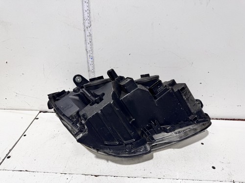 Mercedes C Class Head Light Left Front S204 07/2007-04/2011 - Picture 3 of 7