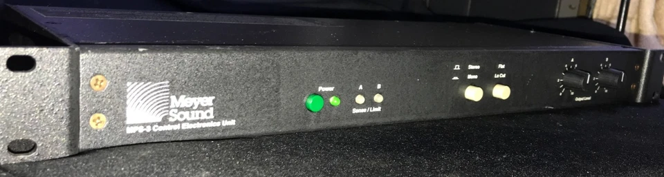 Meyer Sound MPS-3 Steuerelektronik gebraucht mit MPS Serie 3 Lautsprechern - Bild 3 von 4