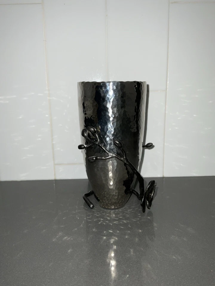 Michael Aram - Jarrón de acero inoxidable martillado orquídea negro Foto 3 de 4