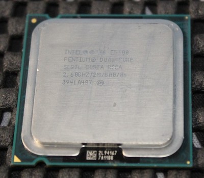 Intel Pentium Dual Core E5300 2,60ghz/2m/800 Sockel LGA775 Prozessor SLGTL