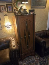 1800s Antique Safe