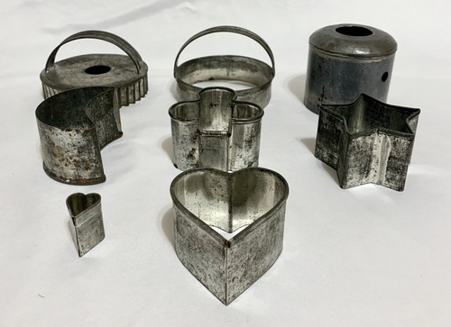Lot Of 8 Vintage Steel Figural Moon Star Clover Hearts Cookie Cutters - Picture 5 of 5