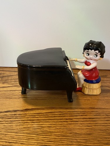 Betty Boop Playing Piano Music Box Vandor made in Japan - Picture 9 of 13